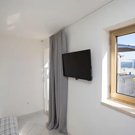 Sea View *